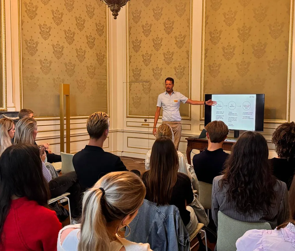 Afbeelding bij artikel De essentie van PR volgens Niels Paauw - Verslag Bootcamp: ‘Beginnen met PR’